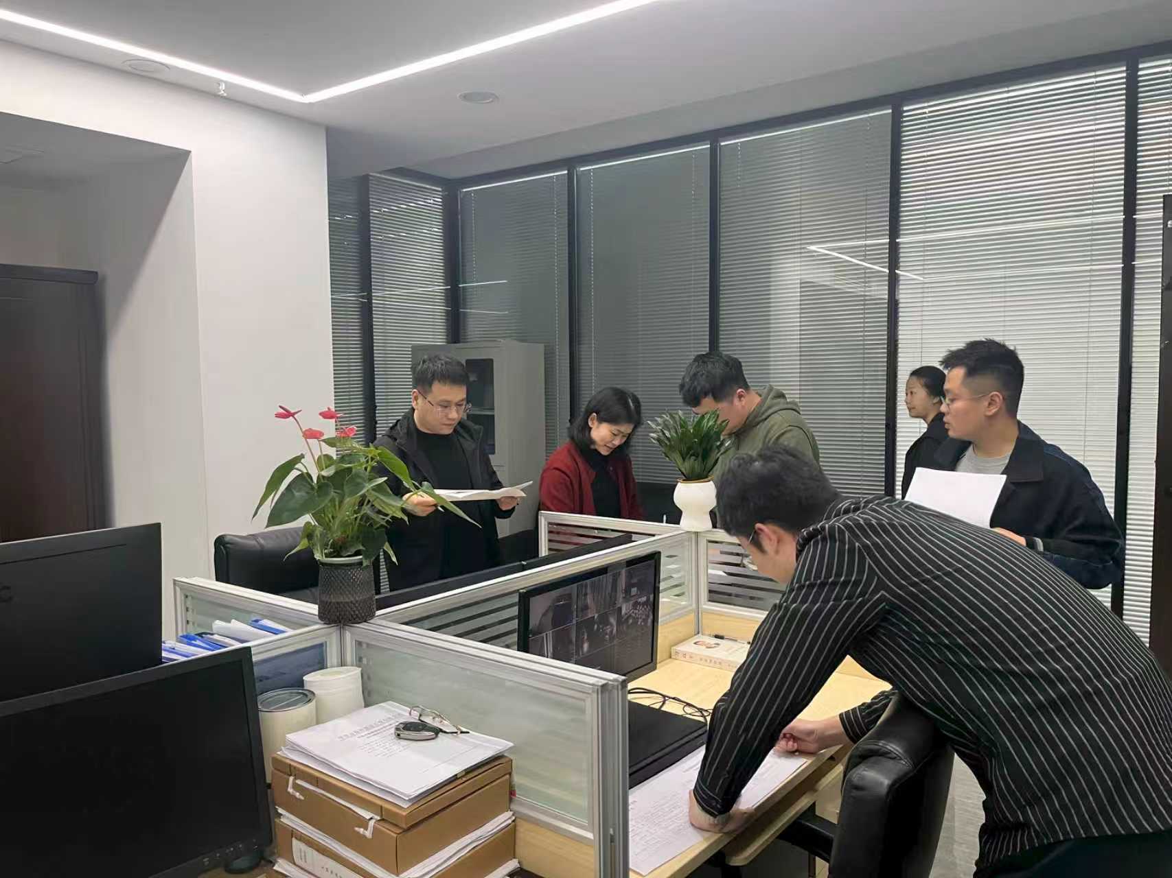 dcd14e990deb93980dc0b4b56dfd85d7